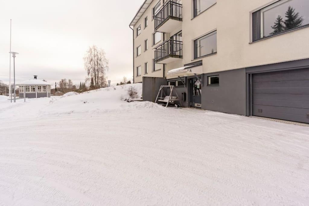 Valoisa Huoneisto Jossa Erinomaiset Vuoteet. Mikkeli Exterior foto